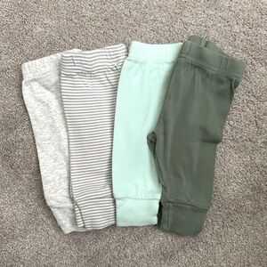 EUC Carters 0-3m pants